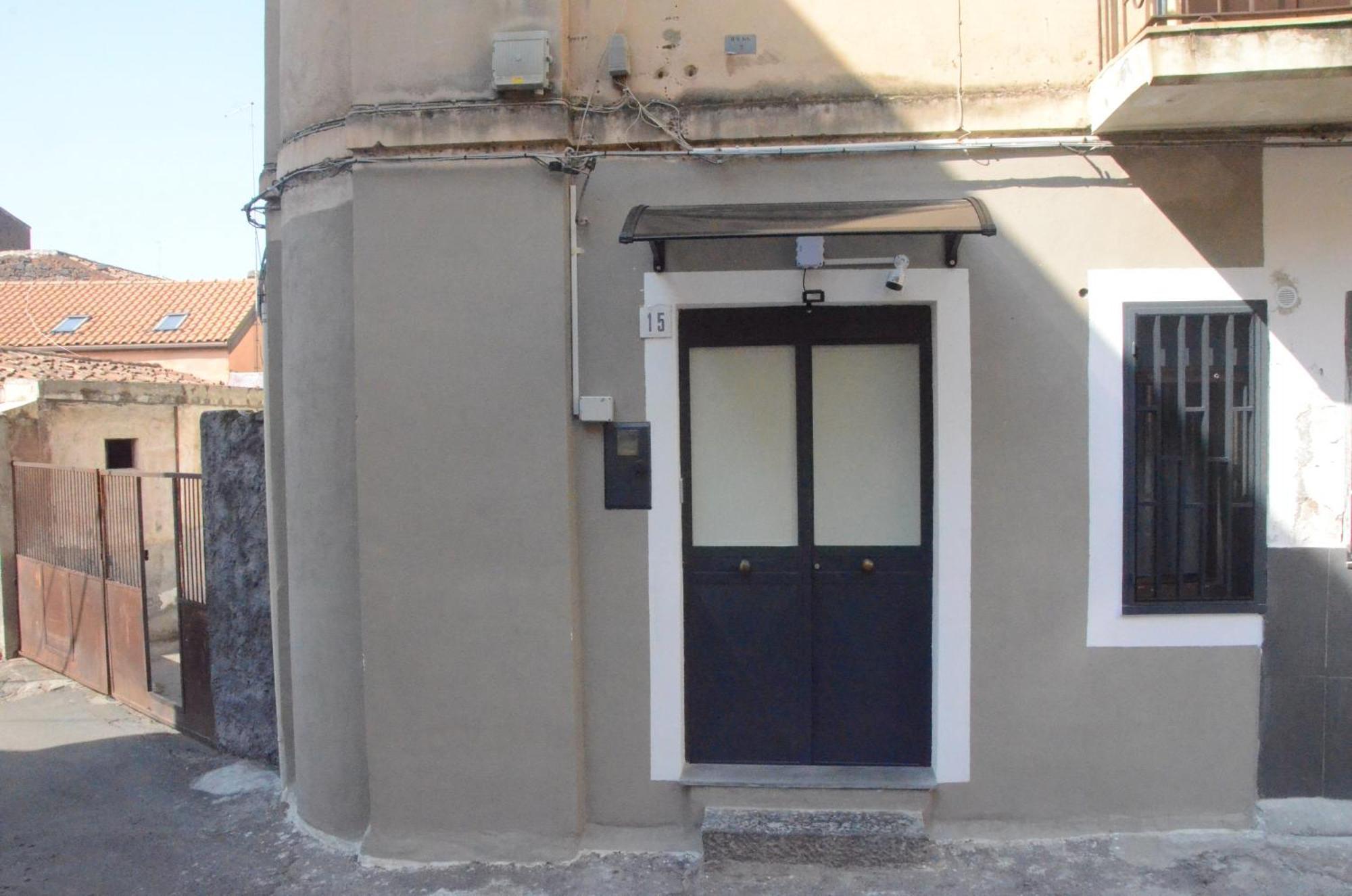 Casa Gale - House In Catania Center Lägenhet Exteriör bild